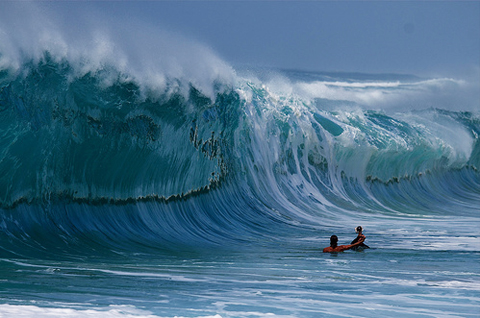 clarks surfing wave